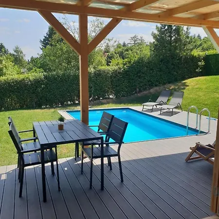 Woody House Case de vacanță *