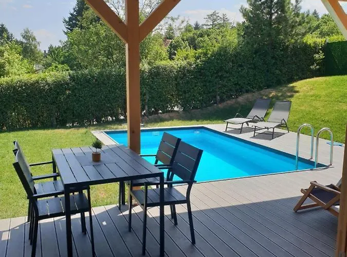 Woody House 度假居 *